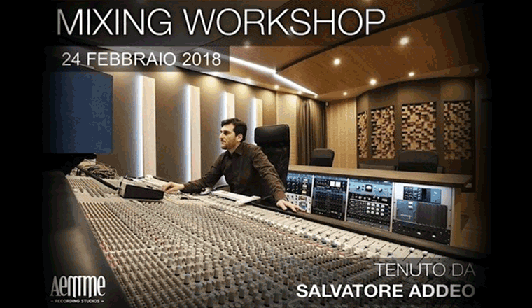 salvatore addeo alla console per il suo Mixing Workshop - Aemme Recording